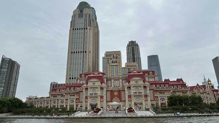 丽江古城私人助教一天能挣多少钱。